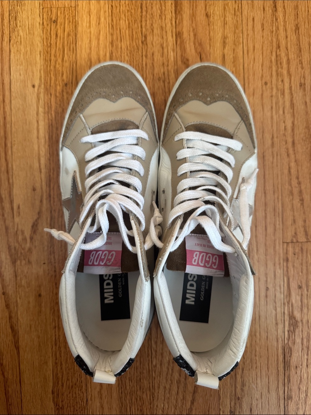 Golden Goose Sneakers - Picture 8 of 8